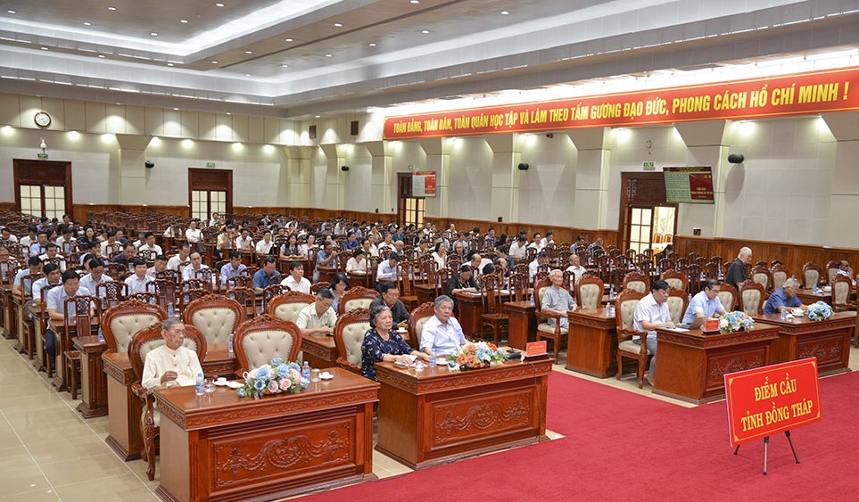 Hội nghị toàn quốc nghiên cứu, học tập, quán triệt và triển khai thực hiện Nghị quyết Đại hội XIV của Đảng