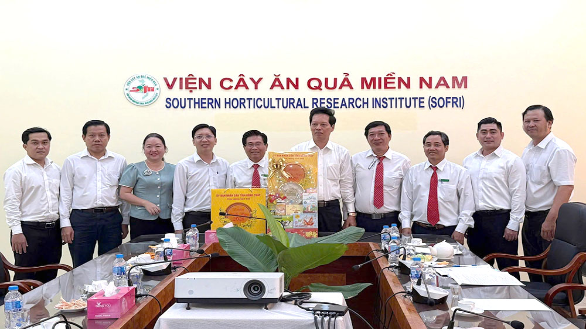 Lãnh đạo UBND tỉnh thăm, chúc Tết nguyên lãnh đạo tỉnh, các đơn vị