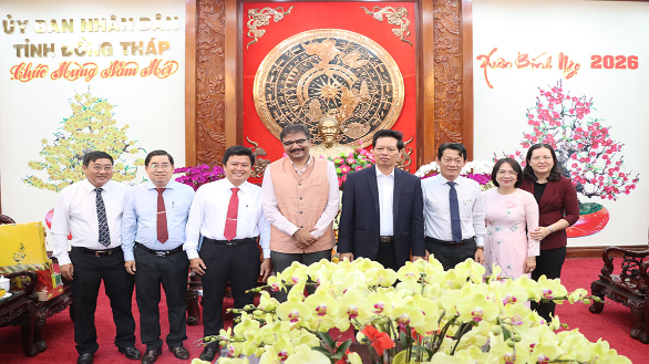 Lãnh đạo UBND tỉnh tiếp Tổng Lãnh sự quán Ấn Độ đến thăm và làm việc