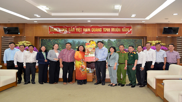 Lãnh đạo tỉnh Vĩnh Long thăm, chúc Tết tỉnh Đồng Tháp