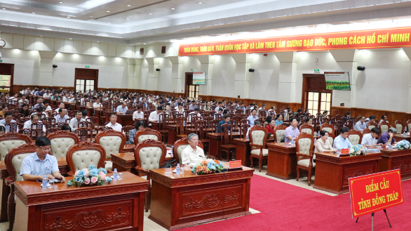 Sớm đưa Nghị quyết số 79 và 80 của Bộ Chính trị đi vào cuộc sống