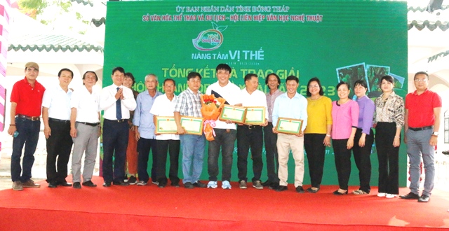 Trao giải cuộc thi ảnh “Nét đẹp xoài Đồng Tháp” và khai mạc triển lãm ảnh đẹp về xoài