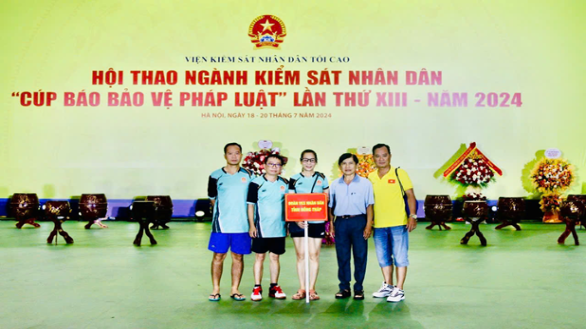 Gương điển hình tiên tiến trong học tập và làm theo tư tưởng, đạo đức, phong cách Hồ Chí Minh Gương rèn luyện, nỗ lực, phấn đấu hoàn thành xuất sắc nhiệm vụ được giao