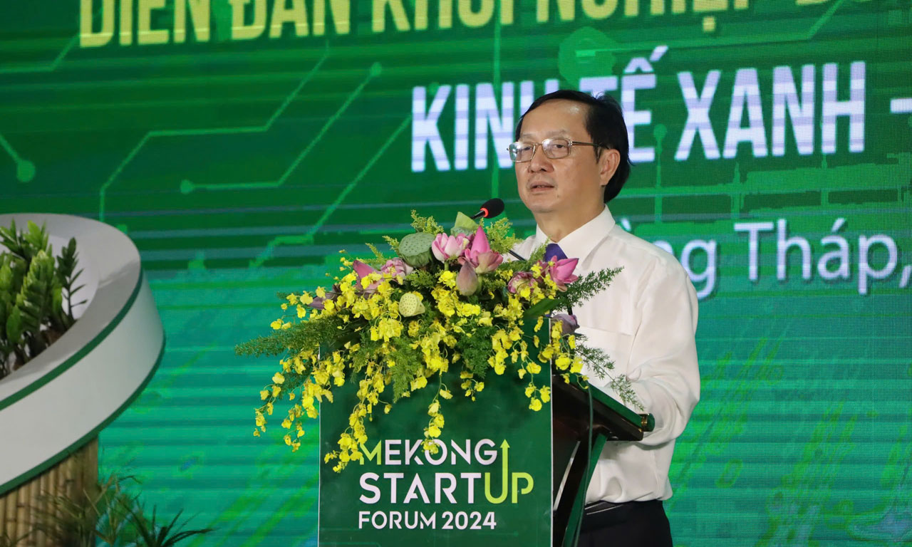 Bộ trưởng Bộ Khoa học và Công nghệ Huỳnh Thành Đạt phát biểu tại Phiên toàn thể Diễn đàn Khởi nghiệp Đồng bằng sông Cửu Long – Lần 2 năm 2024
