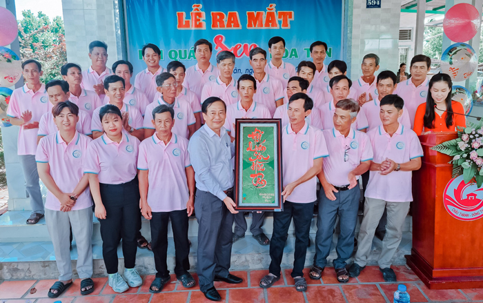 tieu de